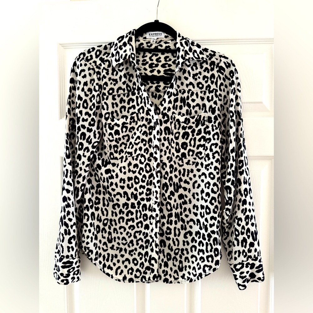 Express Black and White Leopard Print Button-Front Shirt